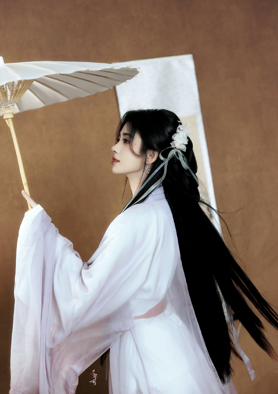 ▪鞠婧祎
cr.青雾橘