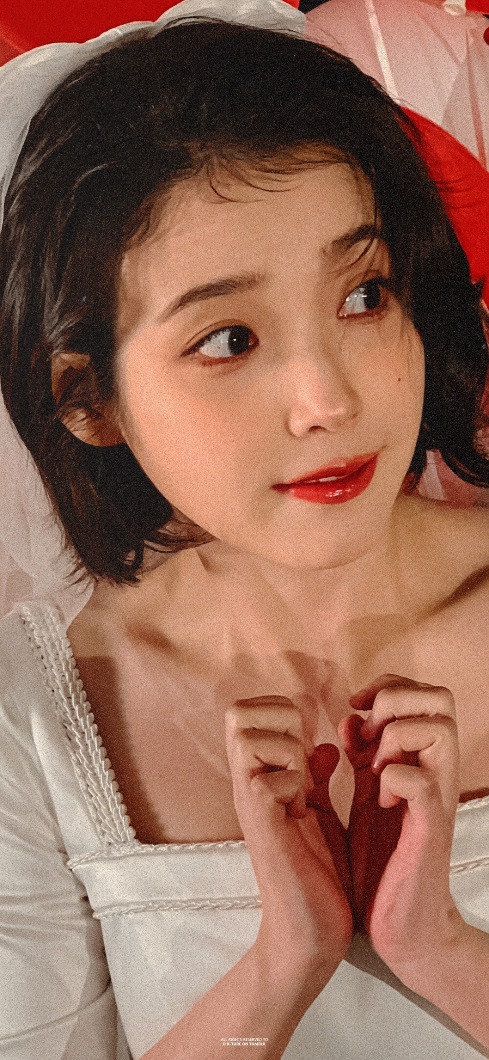 IU