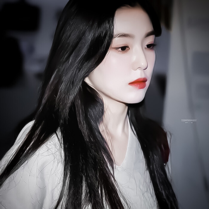 好運常在
裴珠泫Irene
cr.citrus fragrance0329