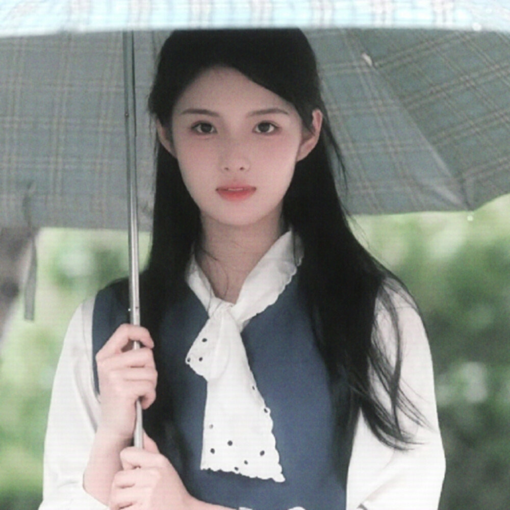  《篇一》
前方的路无期，你要珍重。