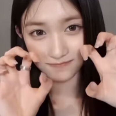 轻轻的一个吻…