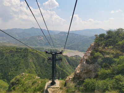 山峰索道