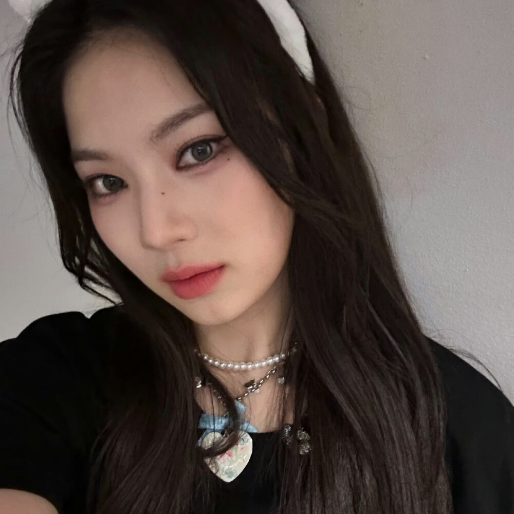 金采嬿
李彩煐isa
吴海媛