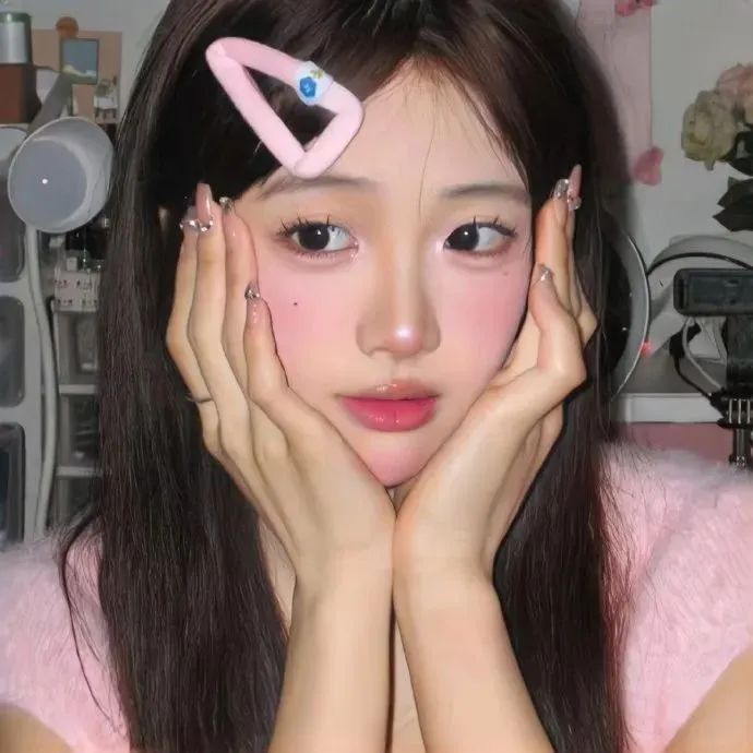 “自给自足的光永远不会暗”（女头）