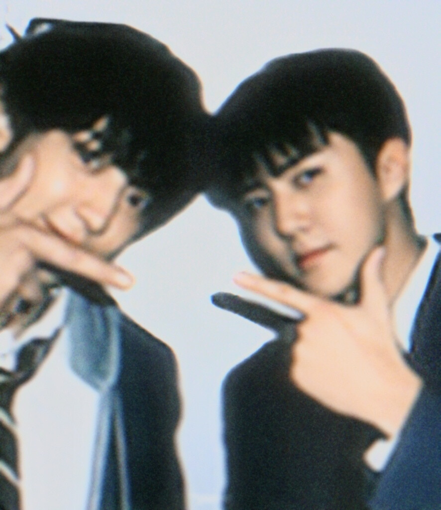 EXO壁纸
EXO小卡
EXO2024台历
cr：银河构图