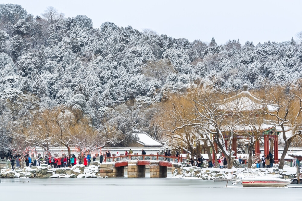 雪洁昆明湖