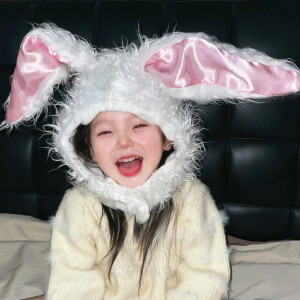 幼儿园等人来接的小朋友