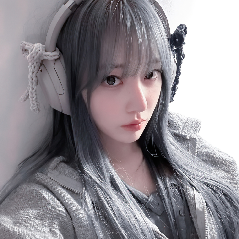 宫脇咲良 cr见水印