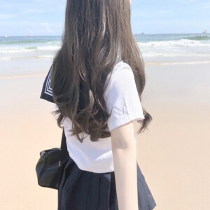 海边女头