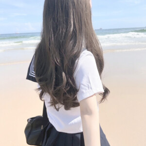 海边女头