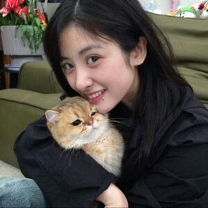 美丽的彼女们呀呀