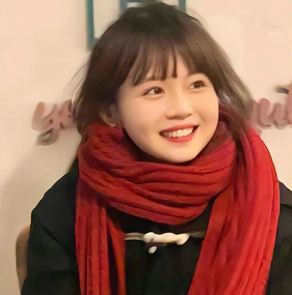 新年头像来啦❤️
新年快乐啦
红色系列女头来啦!拿图吱吱吱