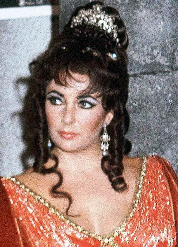 Elizabeth Taylor