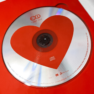 刘耀文套图
在我心里，你比玫瑰还美丽，比星空还绚烂

原截纪祇吟