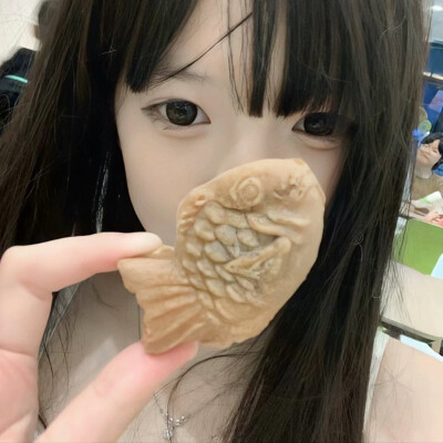 关于食物吃的女头像 