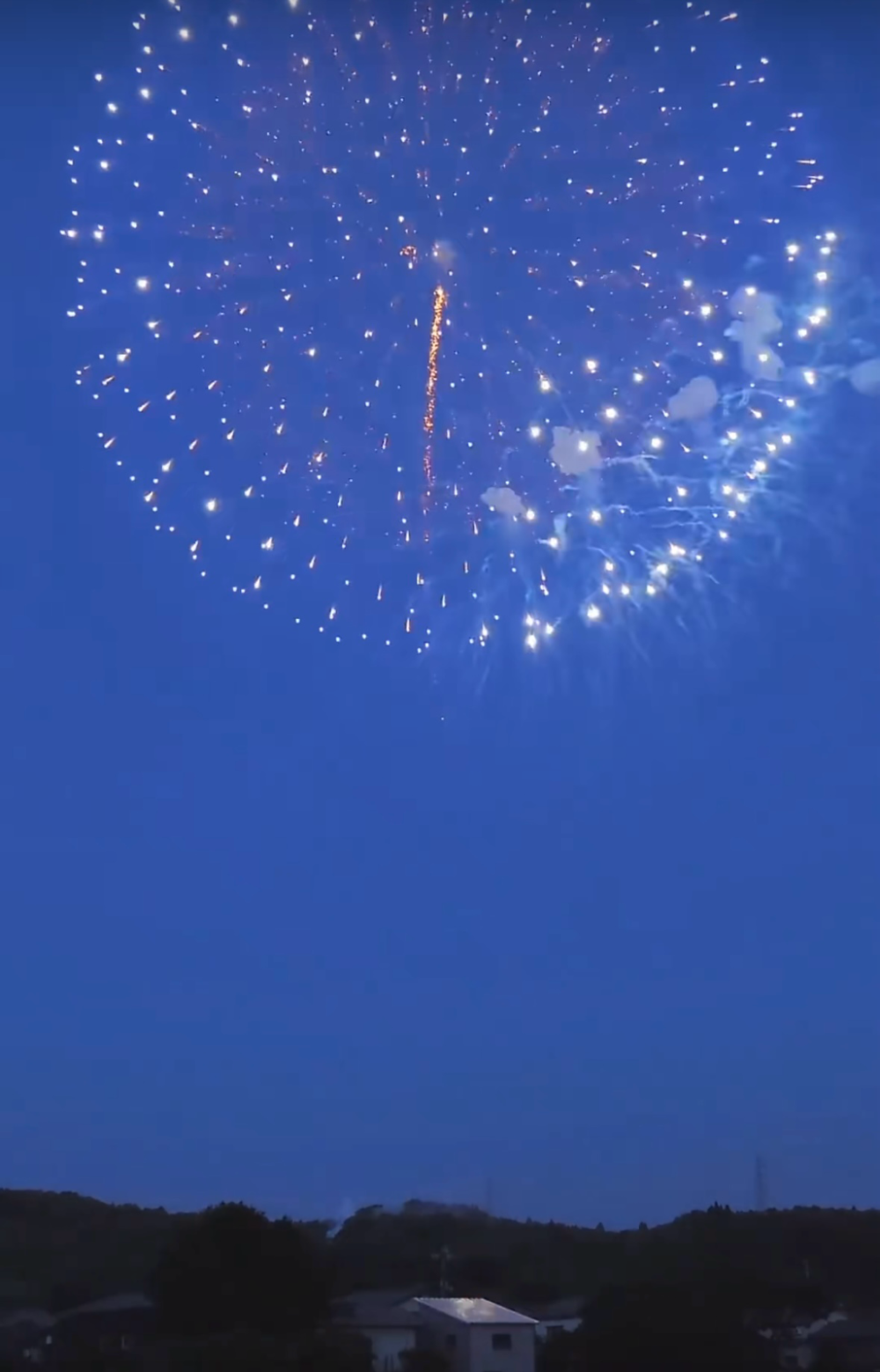 顶级蓝调 “愿我在蓝色的夜空下永世沉沦”