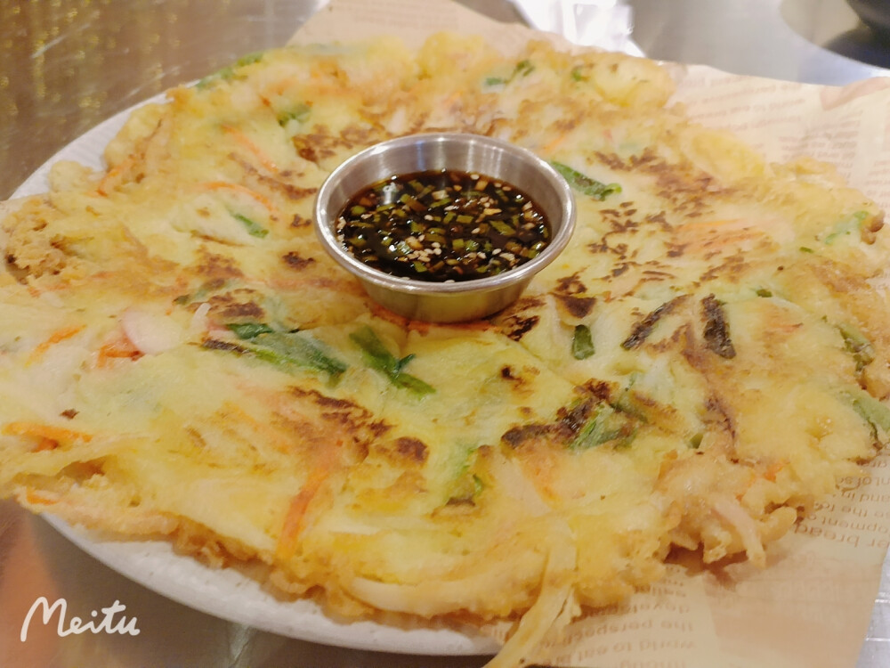 延吉炒米肠，海鲜葱饼，牛肠锅