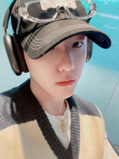 EXO