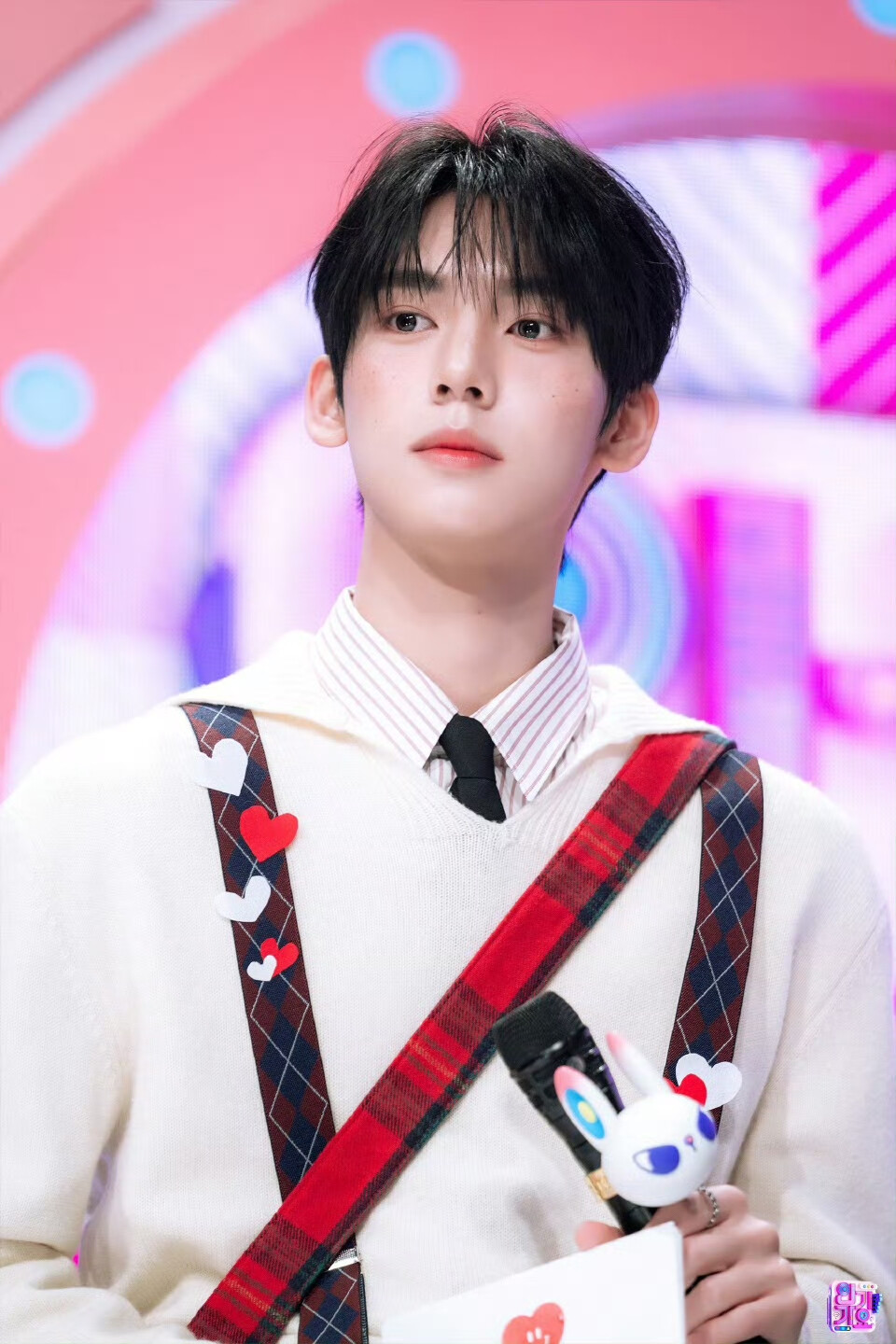 人气歌谣MC 韩维辰