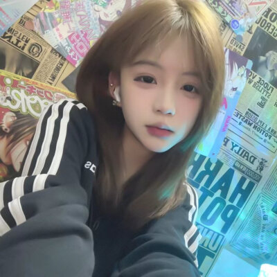 你们都是装的 姐是真的可爱♡(Ξ◕◡◕Ξ)♡