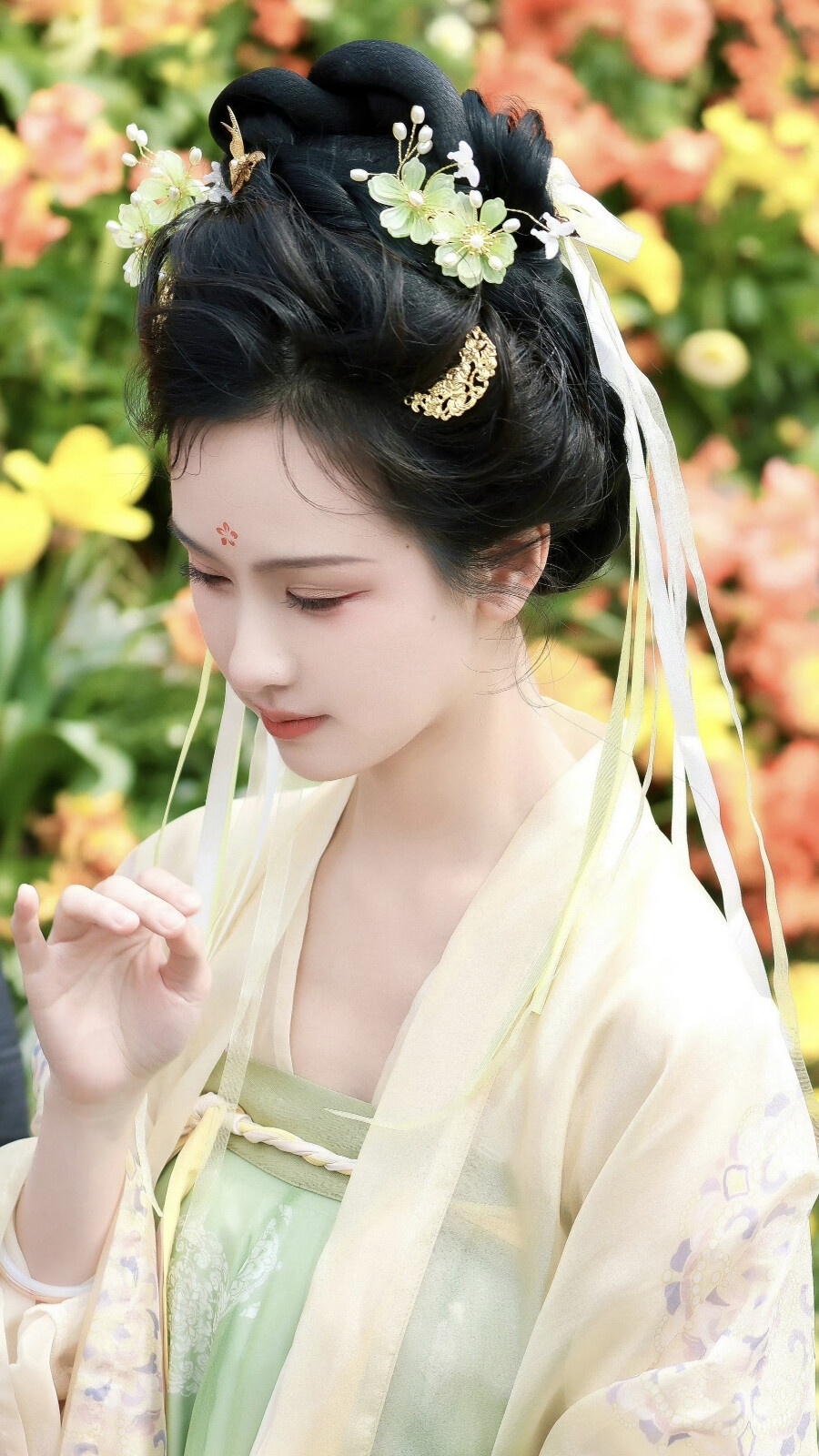 陈都灵