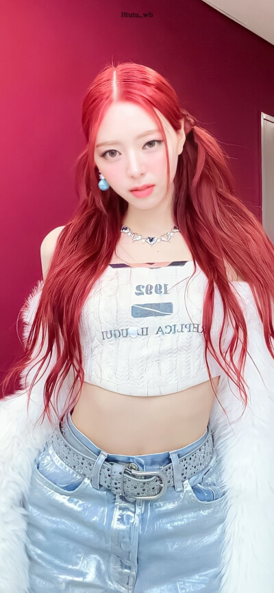 itzy yuna 申有娜 壁纸