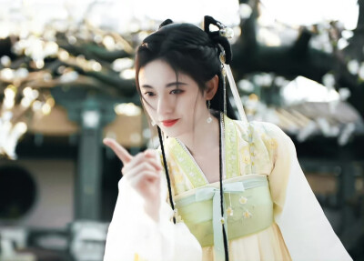 《如意芳霏》傅容