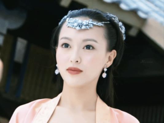 唐嫣 | 独孤宁珂
cr:缪苏Miusu