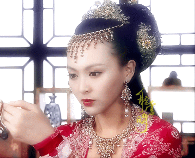 唐嫣 | 独孤宁珂
cr:最光阴_聆莺时