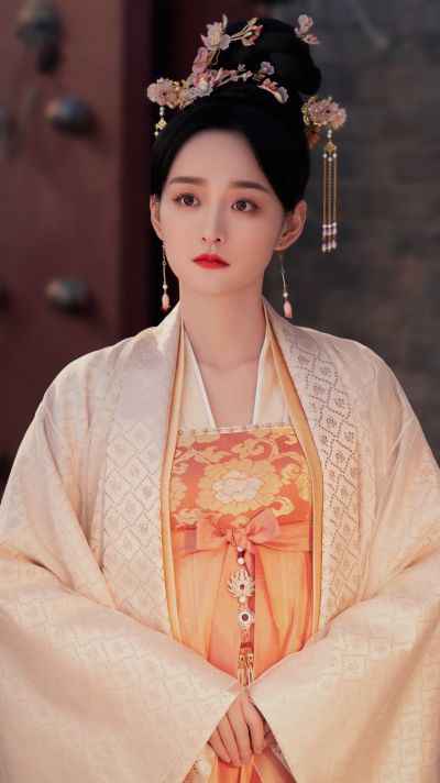 姑奶奶之嫡女——老大
住处：瑞雪楼
裴婠宁