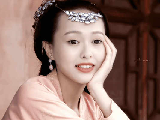 唐嫣 | 独孤宁珂
cr:缪苏Miusu