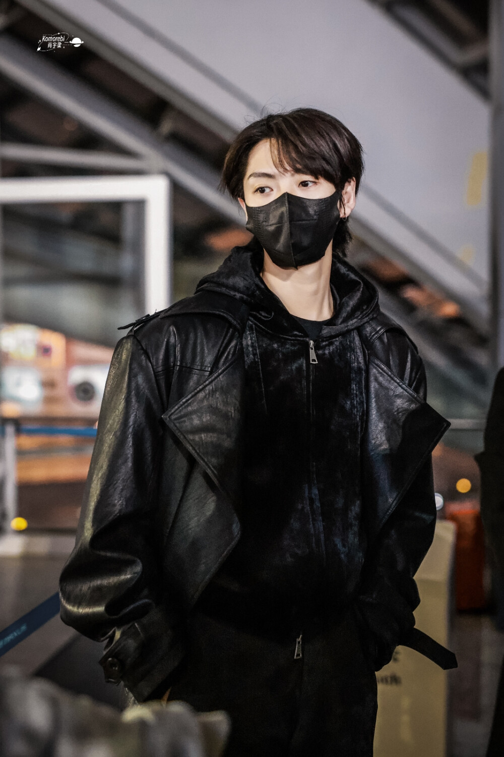 肖宇梁 240327 机场 cr:logo