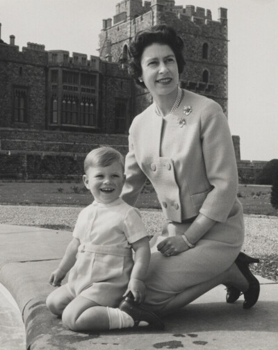 H.M Queen Elizabeth II ，1962