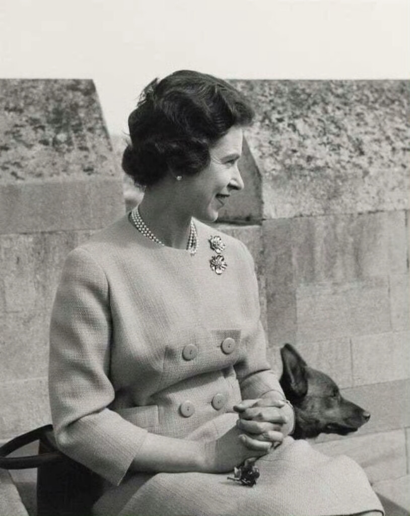 H.M Queen Elizabeth II ，1962