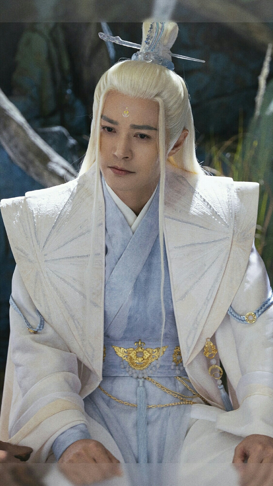 长月烬明 衢玄子 郑国霖