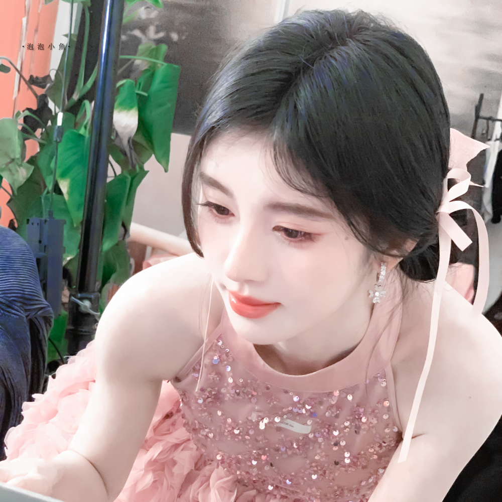 ·재생 키를 누르다|鞠婧祎