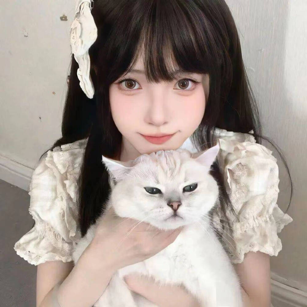 让头像成为你的第二面孔
真人风格女头