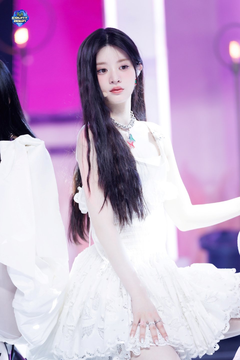 ILLIT MINJU