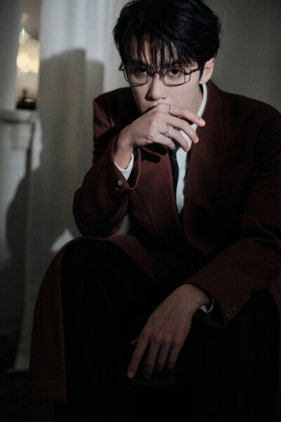 “你过来，还是我过去”
檀健次｜禁·城堡｜贵族｜氛围感
