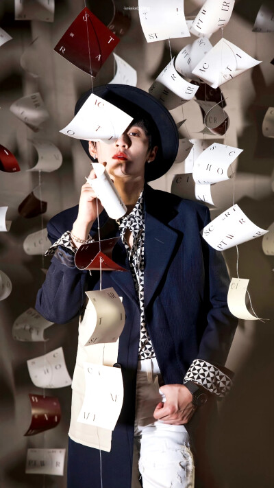 “你过来，还是我过去”
檀健次｜禁·城堡｜贵族｜氛围感
