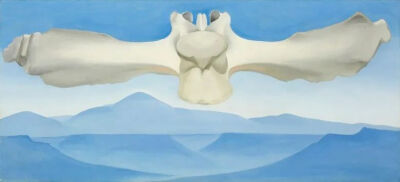 Georgia O’Keeffe, “Flying Backbone” (1944), 
oil on canvas, 11 x 25 14 in.
