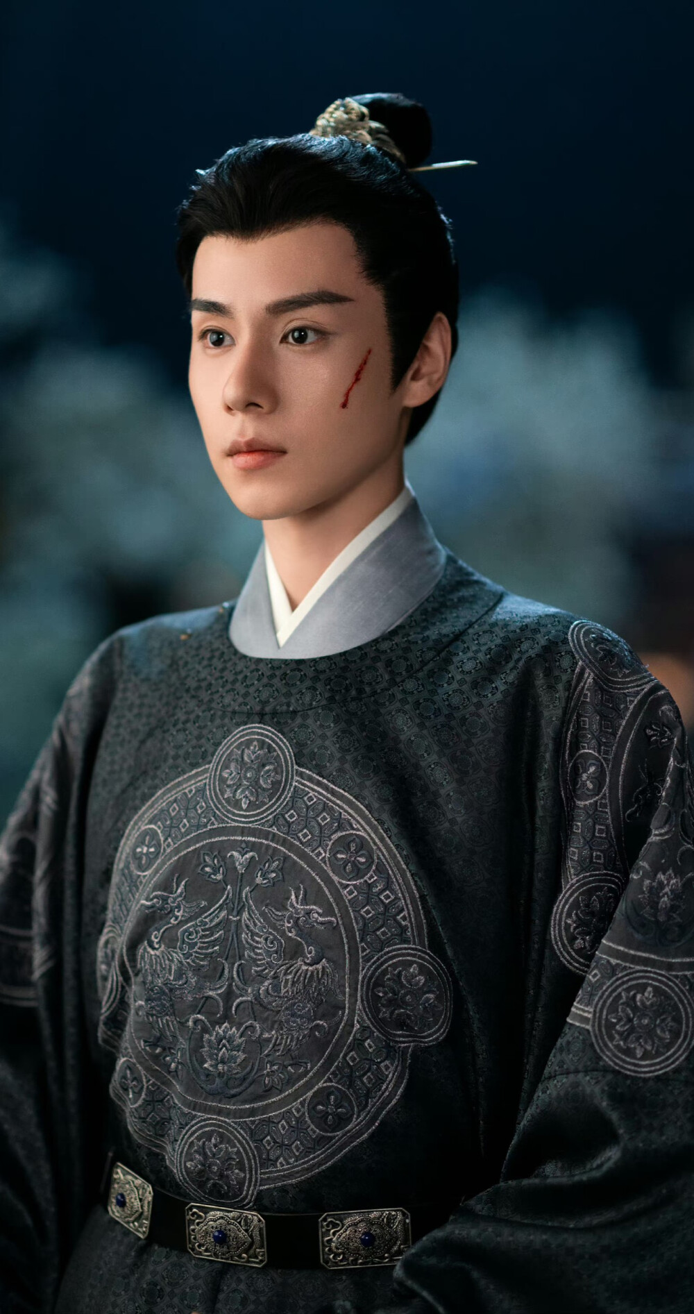 胡一天《惜花芷》