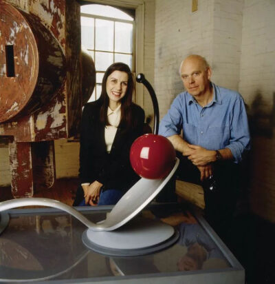 克莱斯·奥登伯格 与 妻子库丝·凡·布鲁根