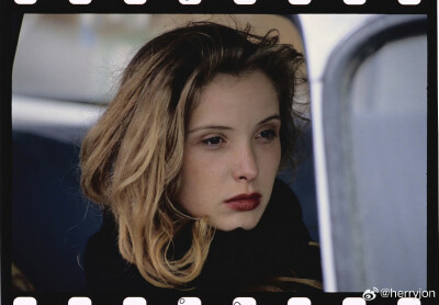 朱莉·德尔佩
Julie Delpy
