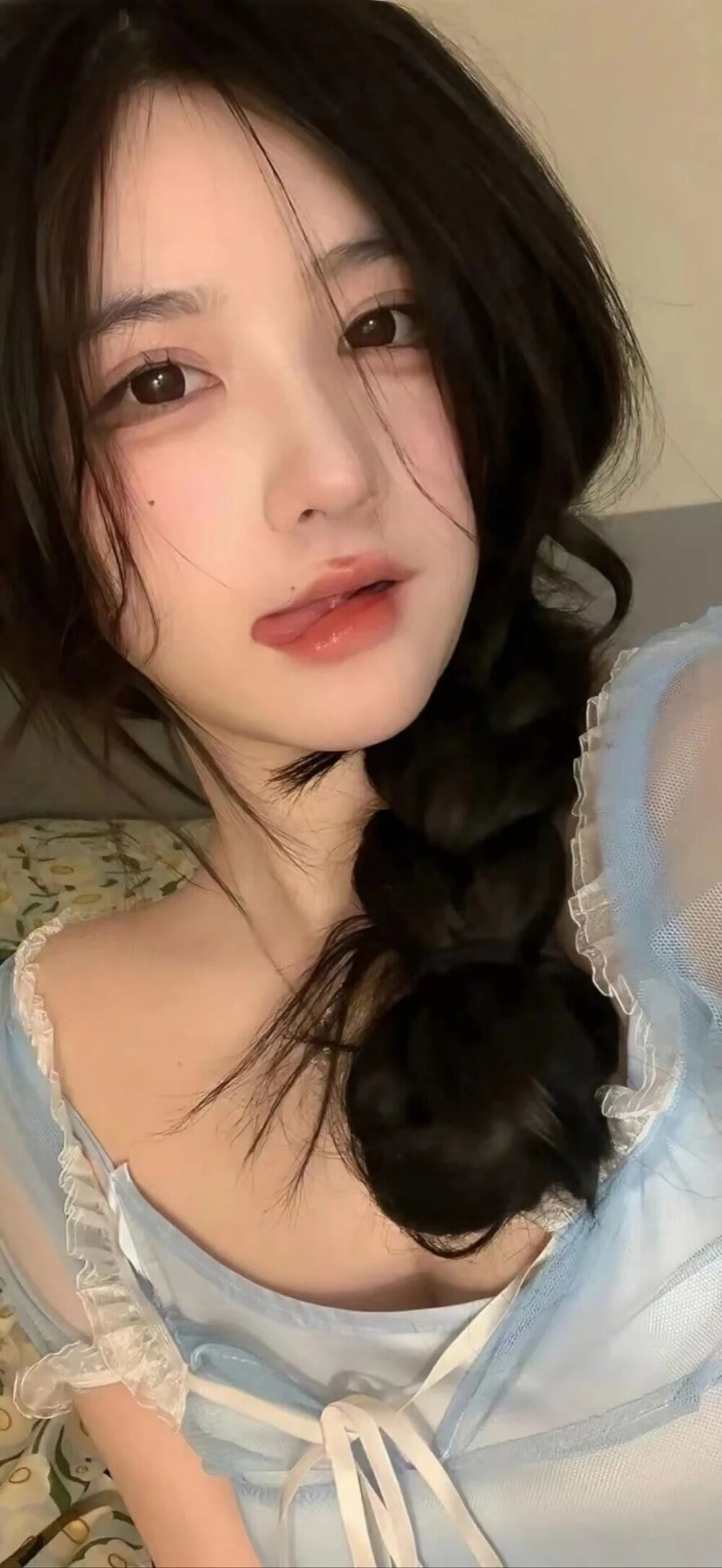 美女壁纸真人壁纸