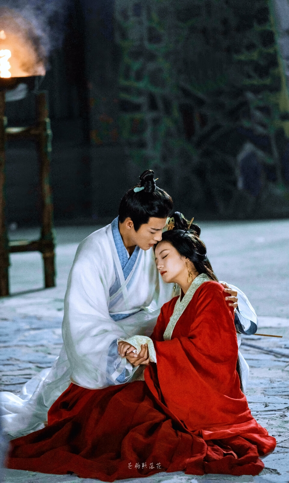 #古相思曲#
陆鸢 × 沈不言
剧照 | 修图
cr@苍狗照落花