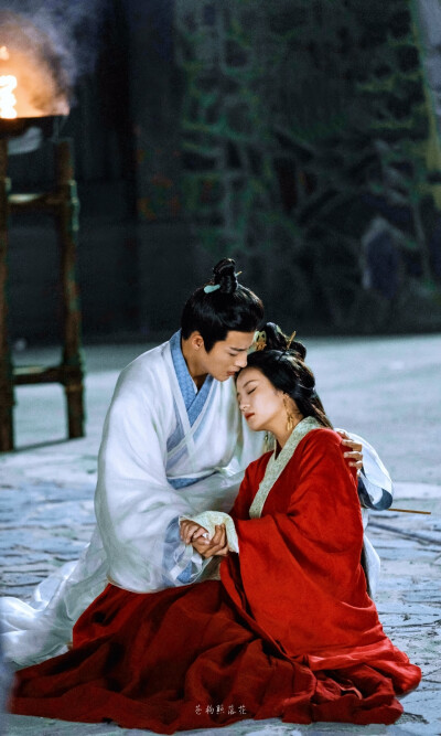 #古相思曲#
陆鸢 × 沈不言
剧照 | 修图
cr@苍狗照落花