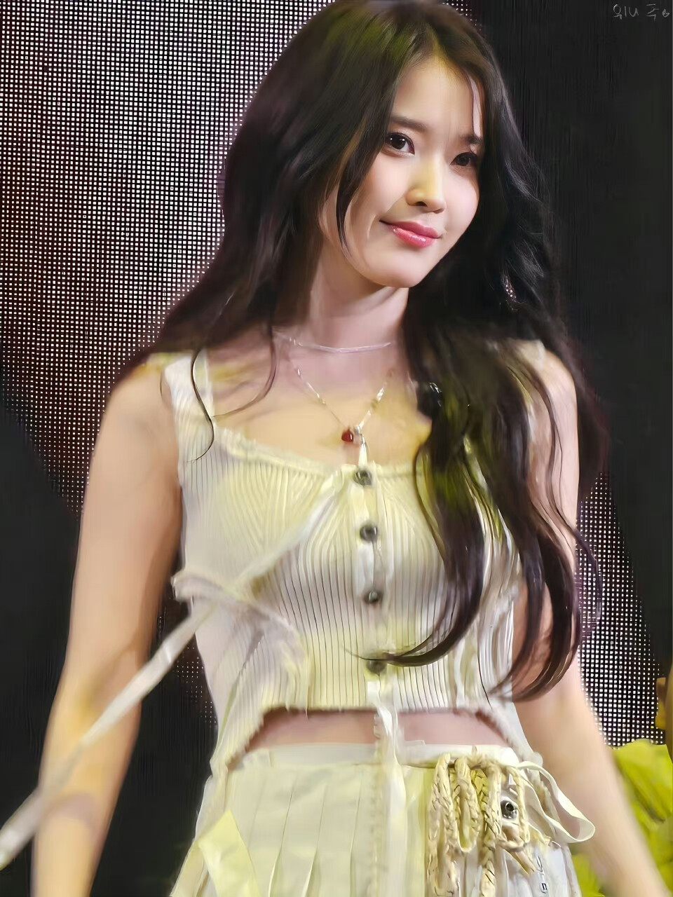 李知恩IU