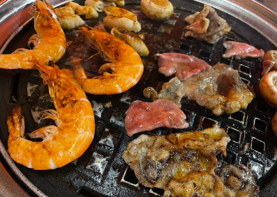 仪式感
美食当前，减肥是什么
一波减肥拦路虎
美食 小吃 颜值饮料
唯美食不可辜负
来一波放毒
两个人的暖心聚餐
