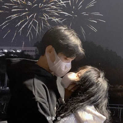 不露脸情侣头像